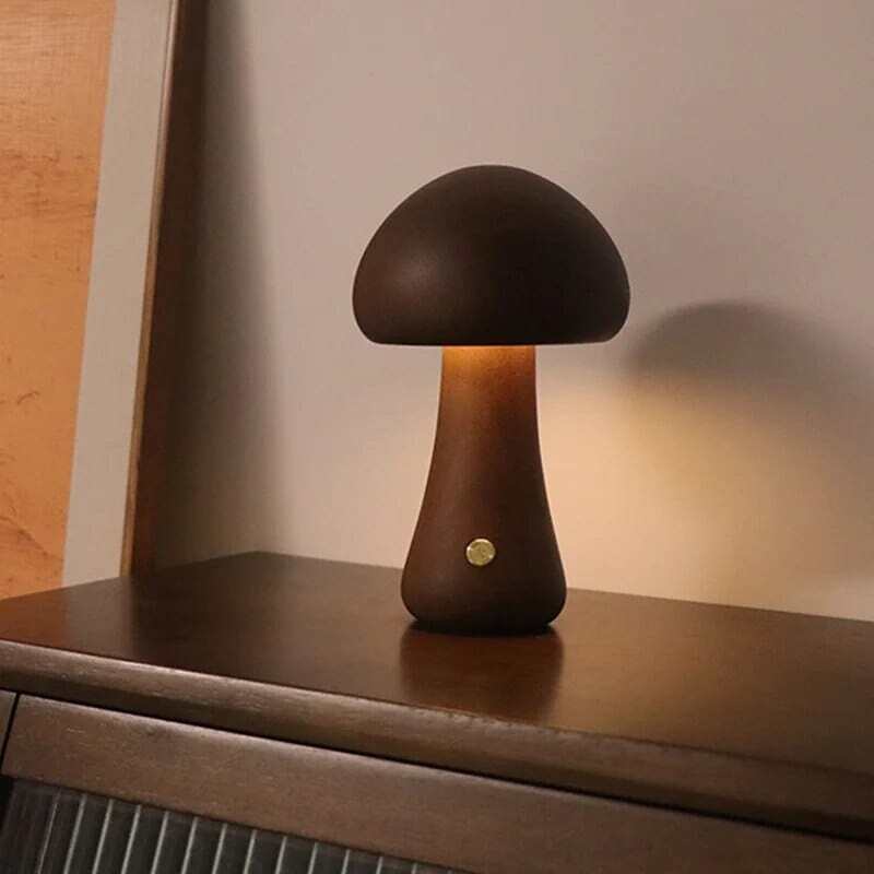 Lámparas de madera con forma de hongo