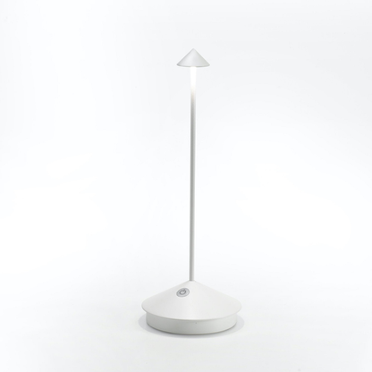 Lámpara de mesa LED minimalista 2024: iluminación inalámbrica, resistente al agua y regulable 