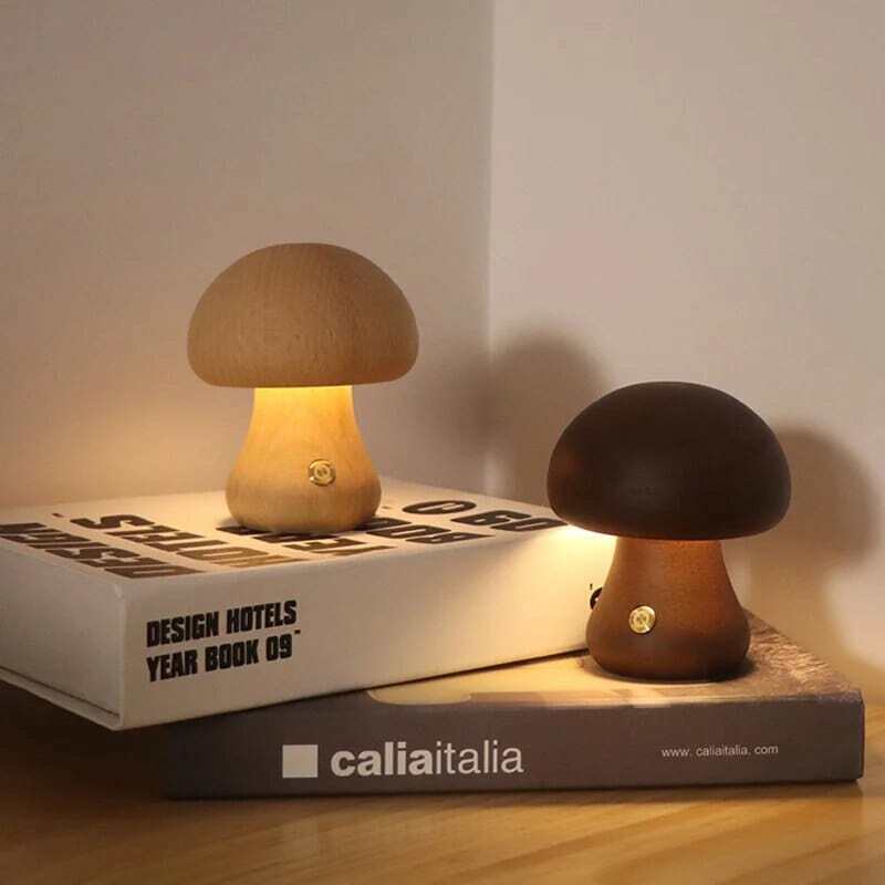 Lámparas de madera con forma de hongo