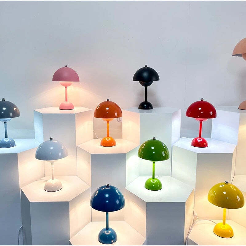 Contemporary Nordic Table Lamp