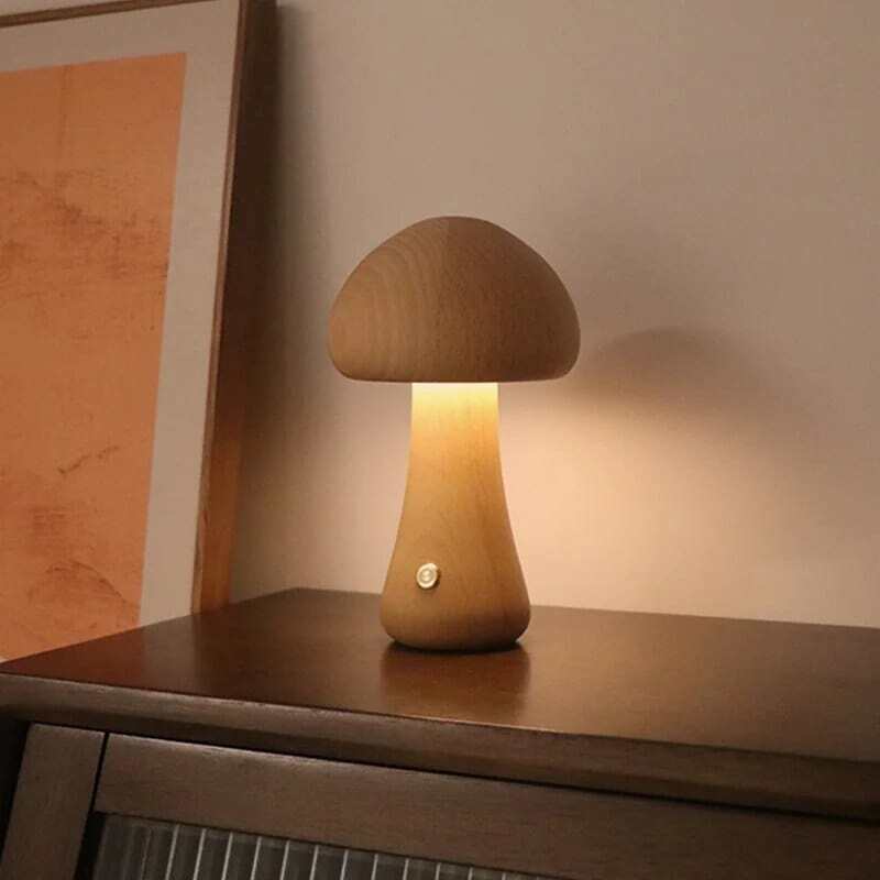 Lámparas de madera con forma de hongo